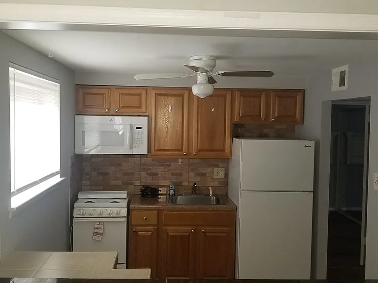 7837 Dungan Rd — Photo 6