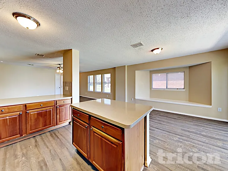 7109 Galveston Dr — Photo 9