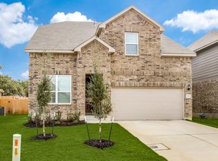 332 Aberdeen, Boerne, TX 78015