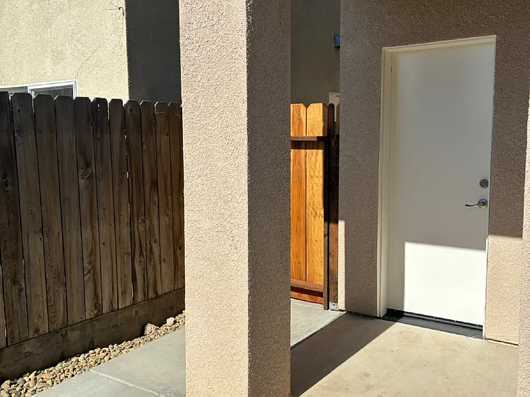 3656 San Onofre Ave — Photo 48