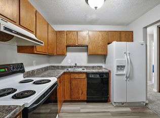 1887 Silver Bell Rd APT 107, Eagan, MN 55122