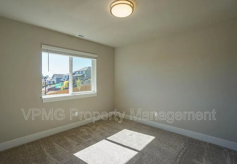 2331 E Otter Loop — Photo 16