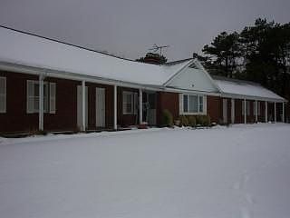 2nd image of 76 North Rd