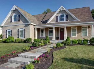 6 Mussel Cove Ln, Falmouth, ME 04105