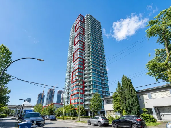 6658 Dow Ave #1605, Burnaby, BC V5H 0C7