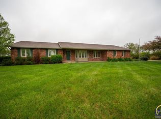 5640 SE Berryton Rd, Berryton, KS 66409