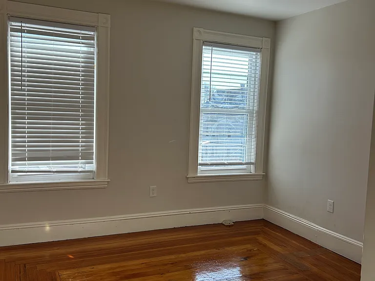 9 Arbor St #3 — Photo 6