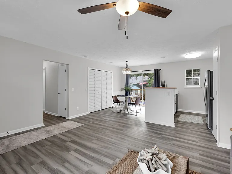 105 Crossover Ln — Photo 10