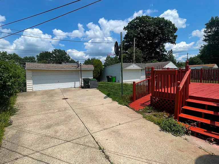 12317 Darlington Ave — Photo 12
