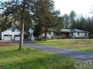 233 Marcott Rd, Cottekill, NY 12419