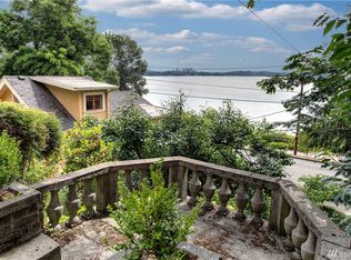 1102 Grand Ave, Seattle, WA 98122