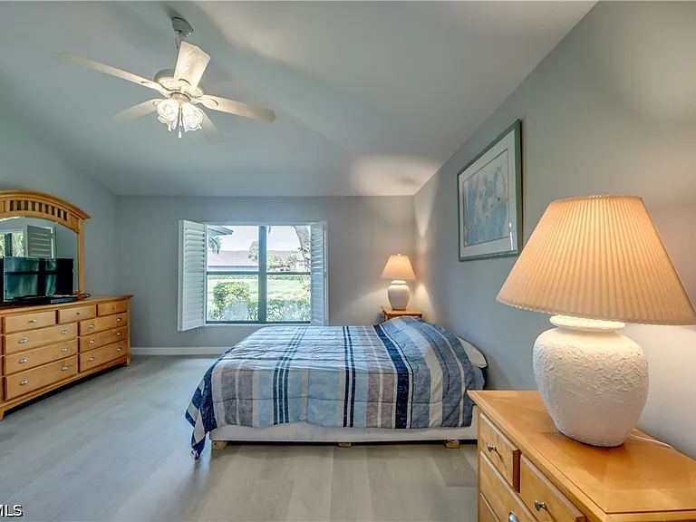 15472 Admiralty Cir #2 — Photo 30