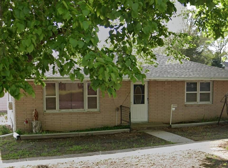 1st image of 508 Main St