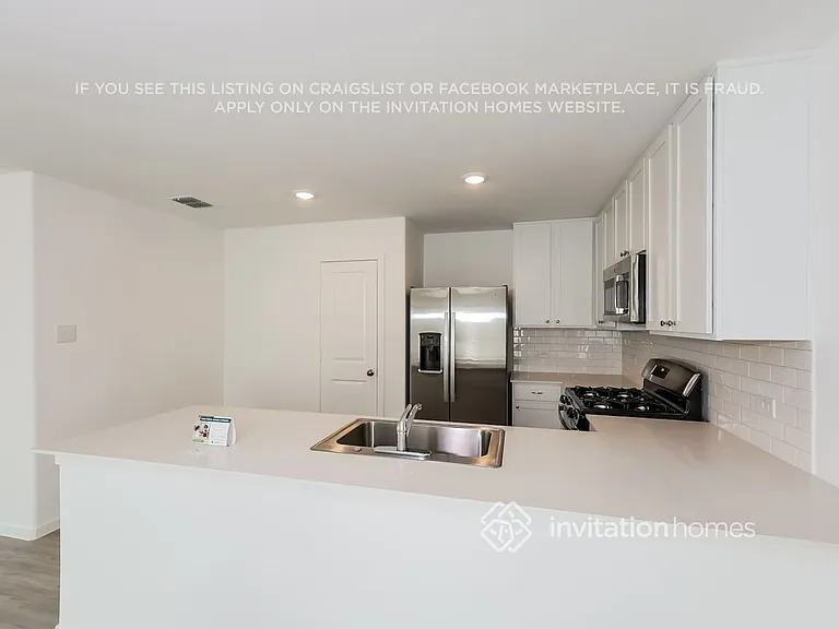 10313 Tullamore Ridge Rd — Photo 6
