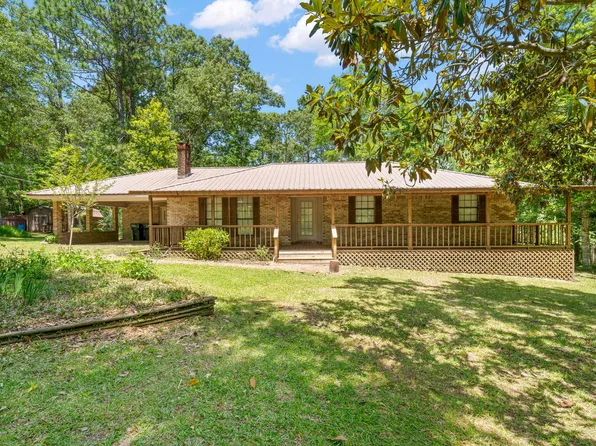 96 Pine Ridge Rd, Purvis, MS 39475