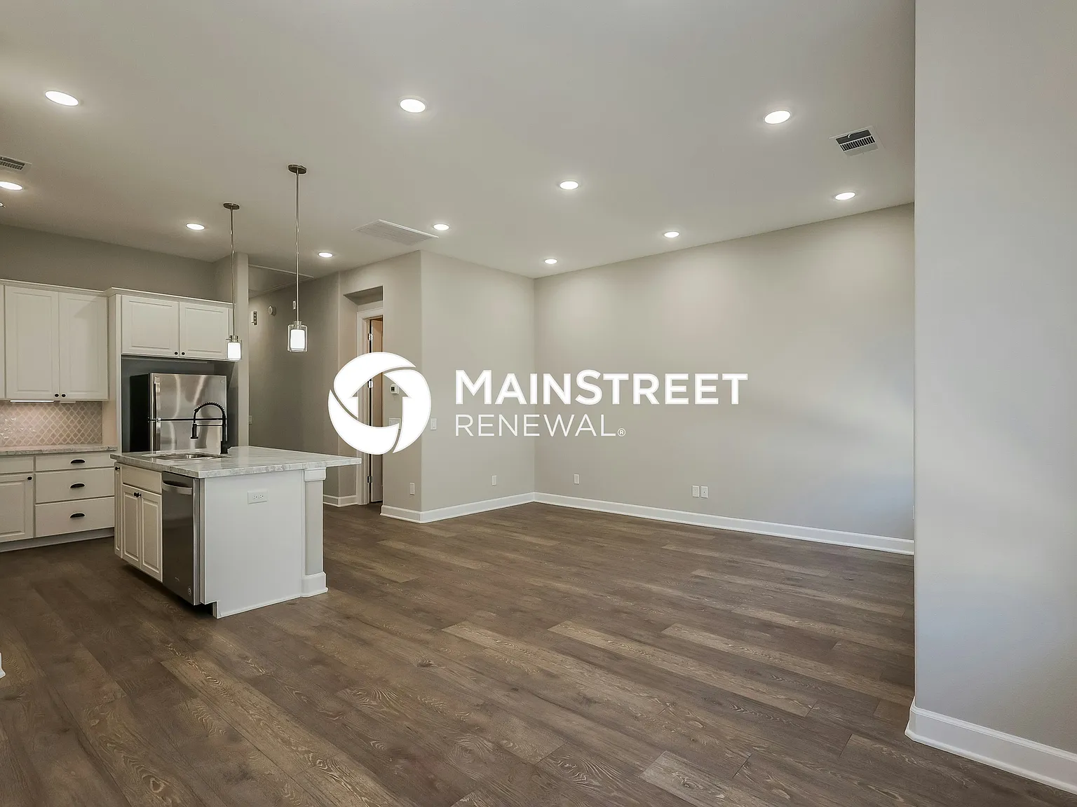 5111 Pine Reach Dr — Photo 2