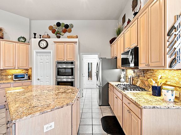 4th image of 4217 Boxwood Dr