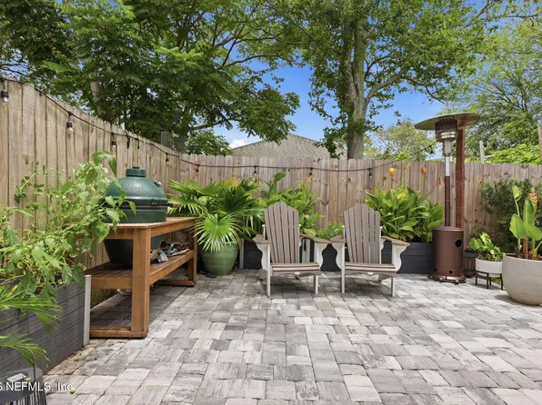 1725 ASHMORE GREEN Drive, Jacksonville, FL 32246