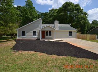 3203 Lancer Dr, Powder Springs, GA 30127