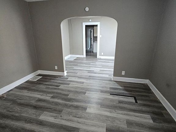 2nd image of 4312 E Michigan St