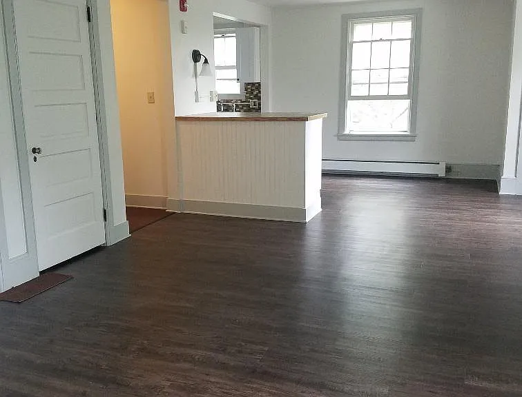 115 Llenroc Ct #B — Photo 6