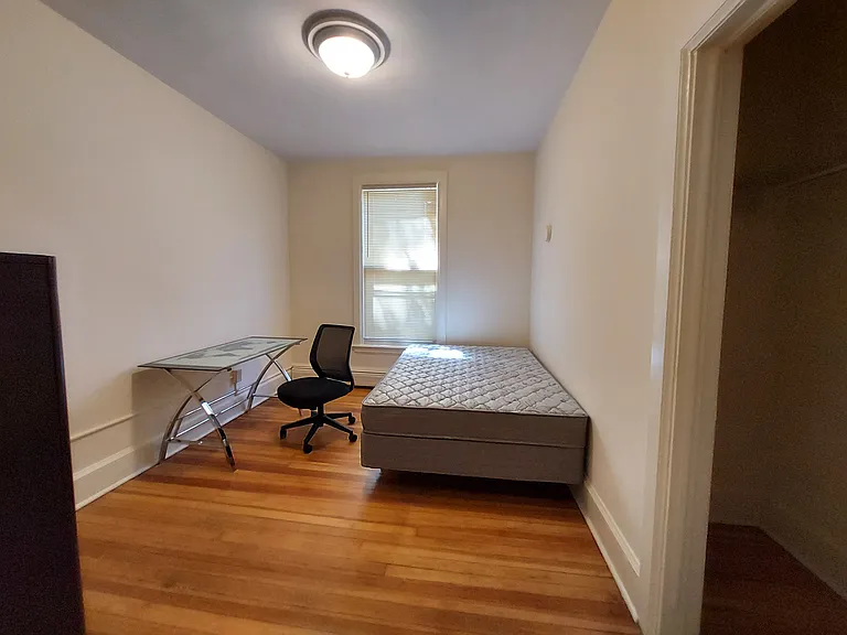 307 Stewart Ave #4 — Photo 9