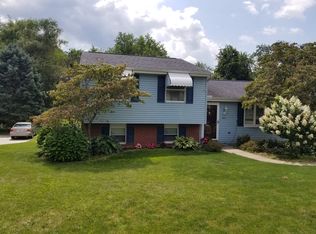 417 Stoneybrook Dr, Elizabeth, PA