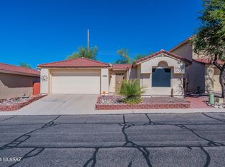 706 W Mountain Ridge Dr, Oro Valley, AZ 85737