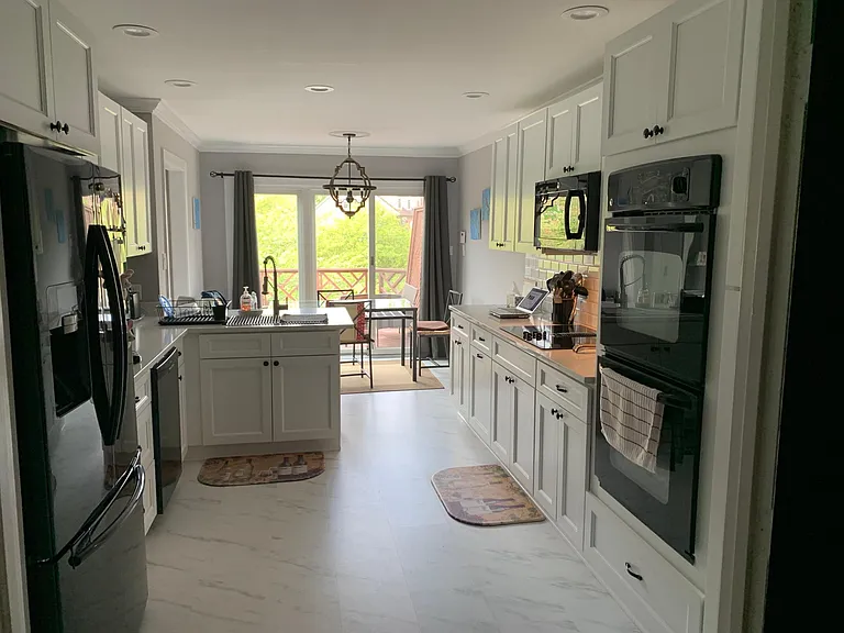 6281 Chaucer View Cir — Photo 5