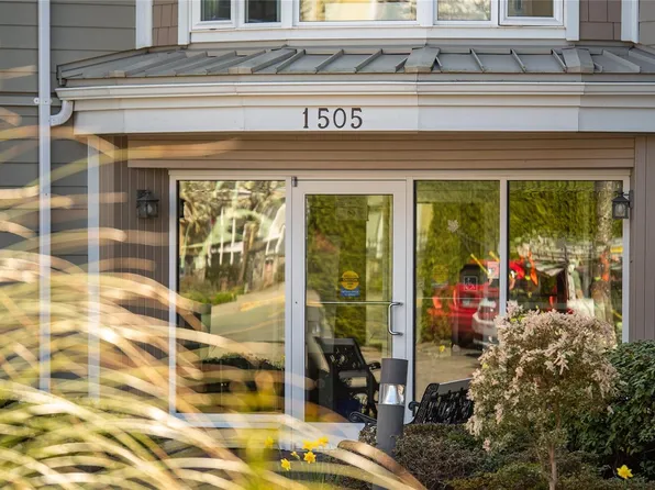 1505 Church Ave #105, Saanich, BC V8P 2G7