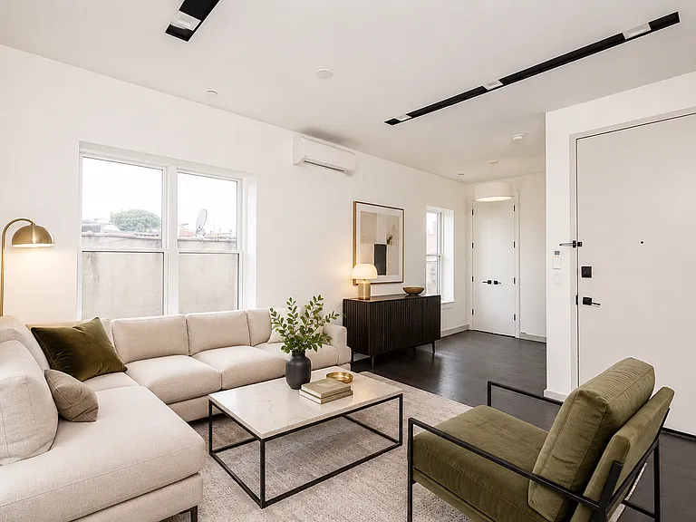 225 Winthrop St #3B — Photo 6