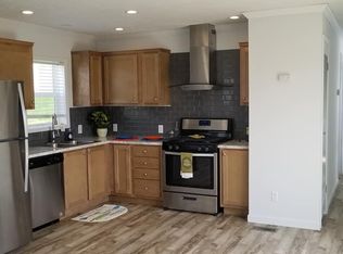 3311 W 52nd St, Davenport, IA 52806