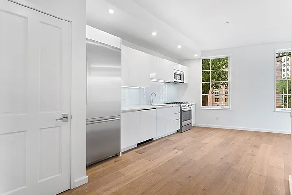 Rented by Compass | media 20