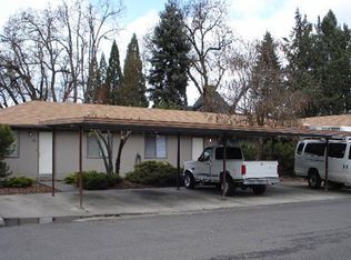 2328 Table Rock Rd APT B, Medford, OR 97501