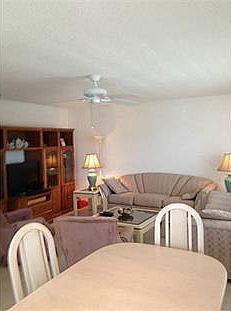 5th image of 2800 Indian River Blvd