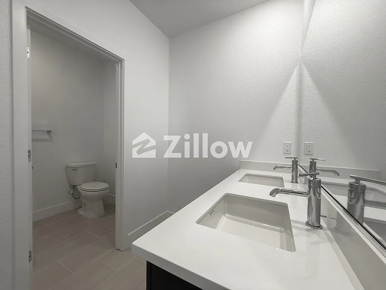 2848 Dapper St — Photo 26