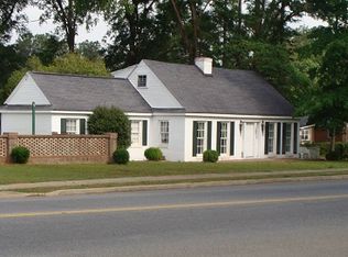 407 N Harris St, Sandersville, GA 31082