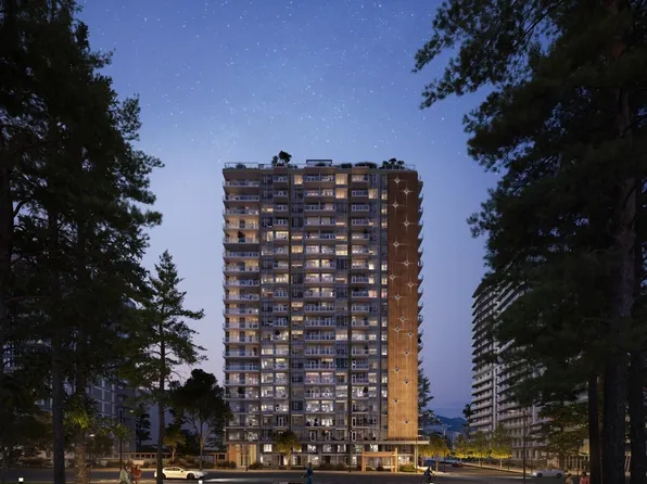 3633 Willingdon Ave #404, Burnaby, BC V5C 5E8