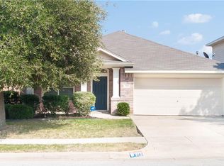713 Chalk Knoll Rd, Weatherford, TX 76108