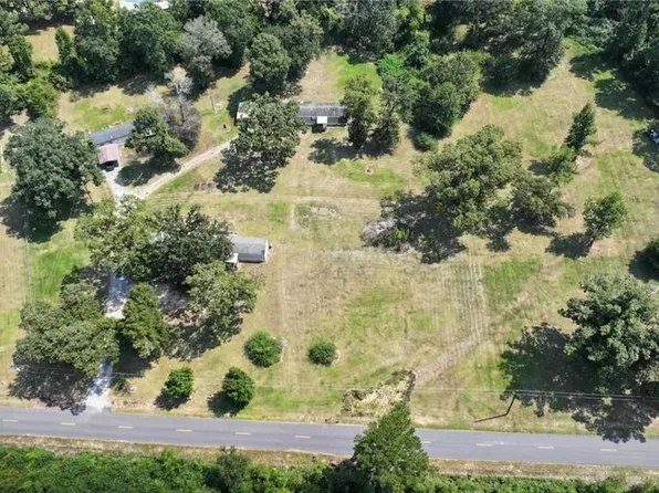 349 Harper Rd, Hineston, LA 71438