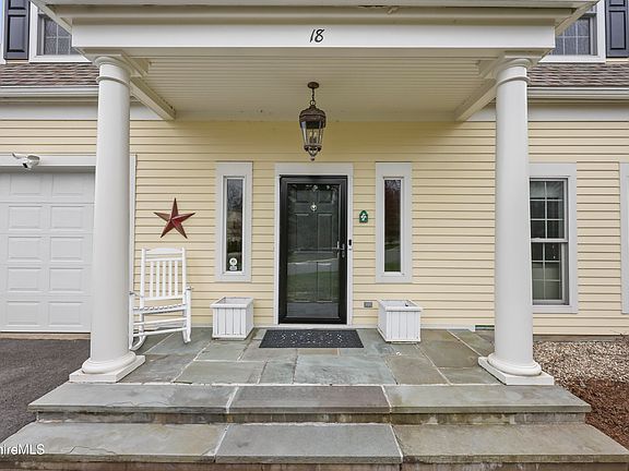 4th image of 18 Highcrest Rd