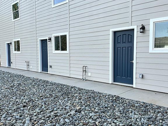 2nd image of 545 C St #8