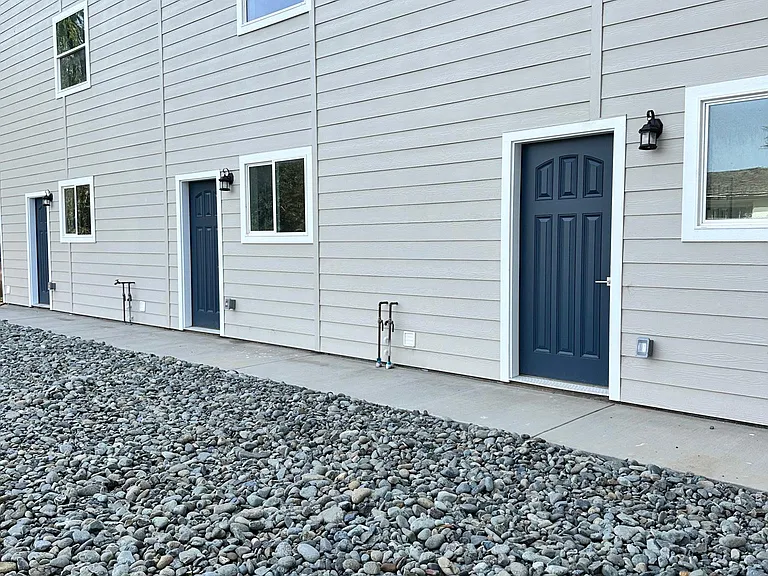 545 C St #8 — Photo 2