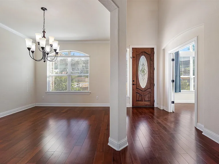 8417 Evelina Trl — Photo 5