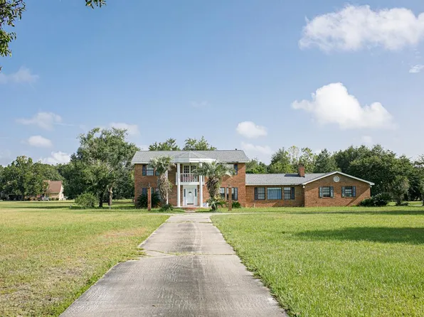 8447 Central Ave, Waycross, GA 31503