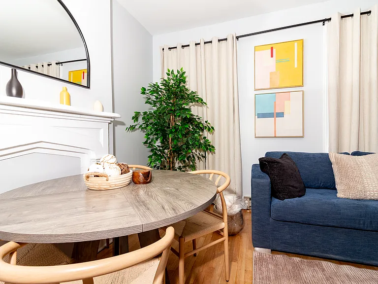 43 Myrtle Ave #1 — Photo 2