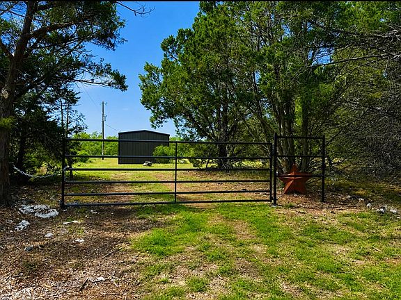 2nd image of 300 Live Oak Hills Ct