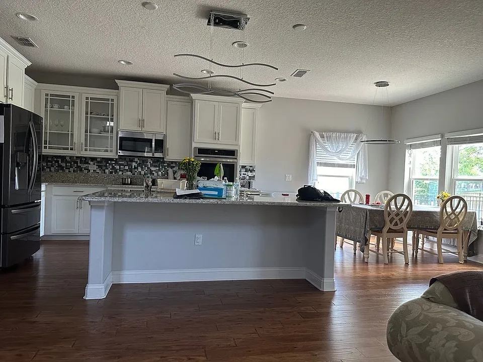 325 Heron Landing Rd