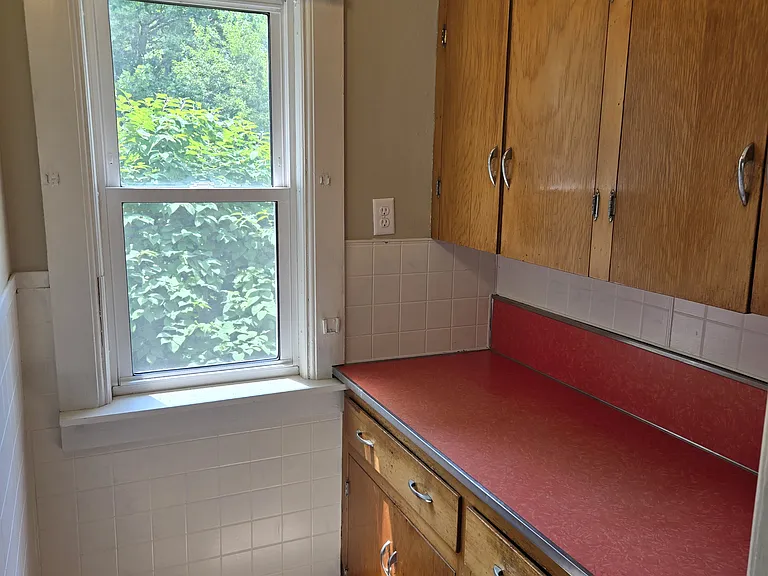 36 Woodbine Ave #34 — Photo 7