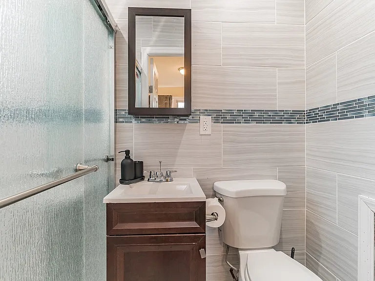 14449 Northern Blvd #612 — Photo 5